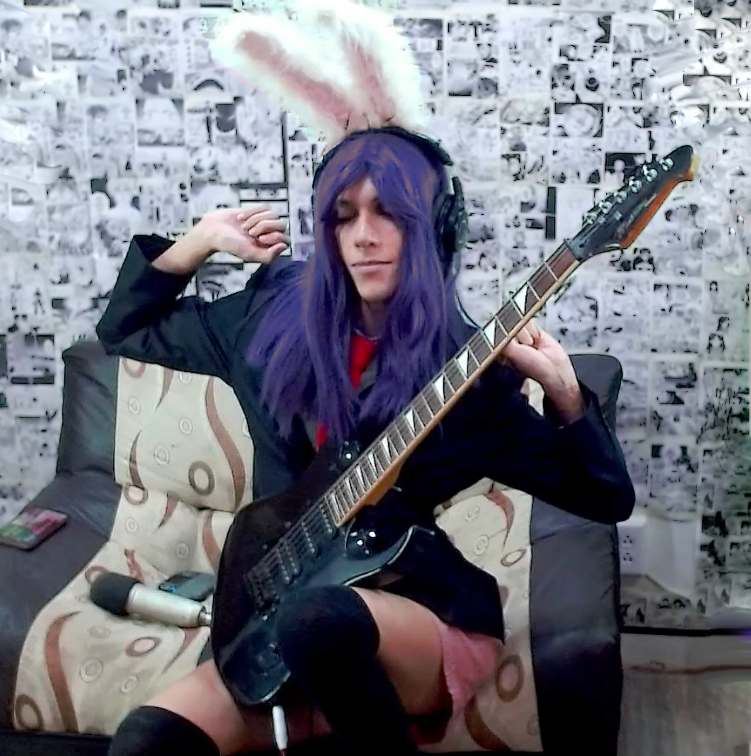 Nov_a_star's tweet photo. Hola muchachos ayer fue día de 🎸me la pasé muy bien!!
Les gusta mi Cosplay de Reisen?
La verdad que me siento muy cómoda siendo Lunarian,
Creo que nunca había tomado tantas fotos ni grabado tantos videos jajaja, los estaré subiendo de poco en mis redes.
#touhoucosplay https://t.co/OeJBpsg5lr