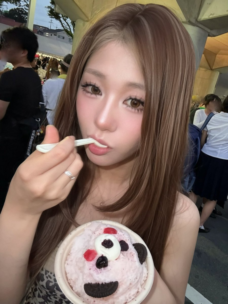 luvvc4t's tweet photo. 熊ちゃんカキ氷食べた🍧 https://t.co/oGqB7yHRPn