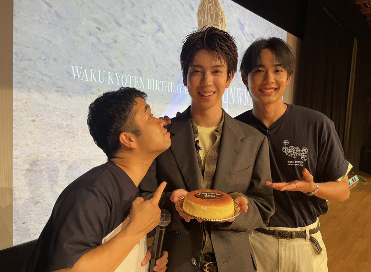 waku_kyoten's tweet photo. BIRTHDAY EVENT〜UNWRITTEN〜
in大阪

沢山のご来場、そして配信でのご視聴、
誠にありがとうございました。
大悟、やす！そしてMCの樽見さん！
素敵な方々が駆けつけてくれました！！
ビデオメッセージを送ってくれた皆さんも本当にありがとうございます！

次は8/9の東京でお待ちしております！！ https://t.co/RCq45yfJLv
