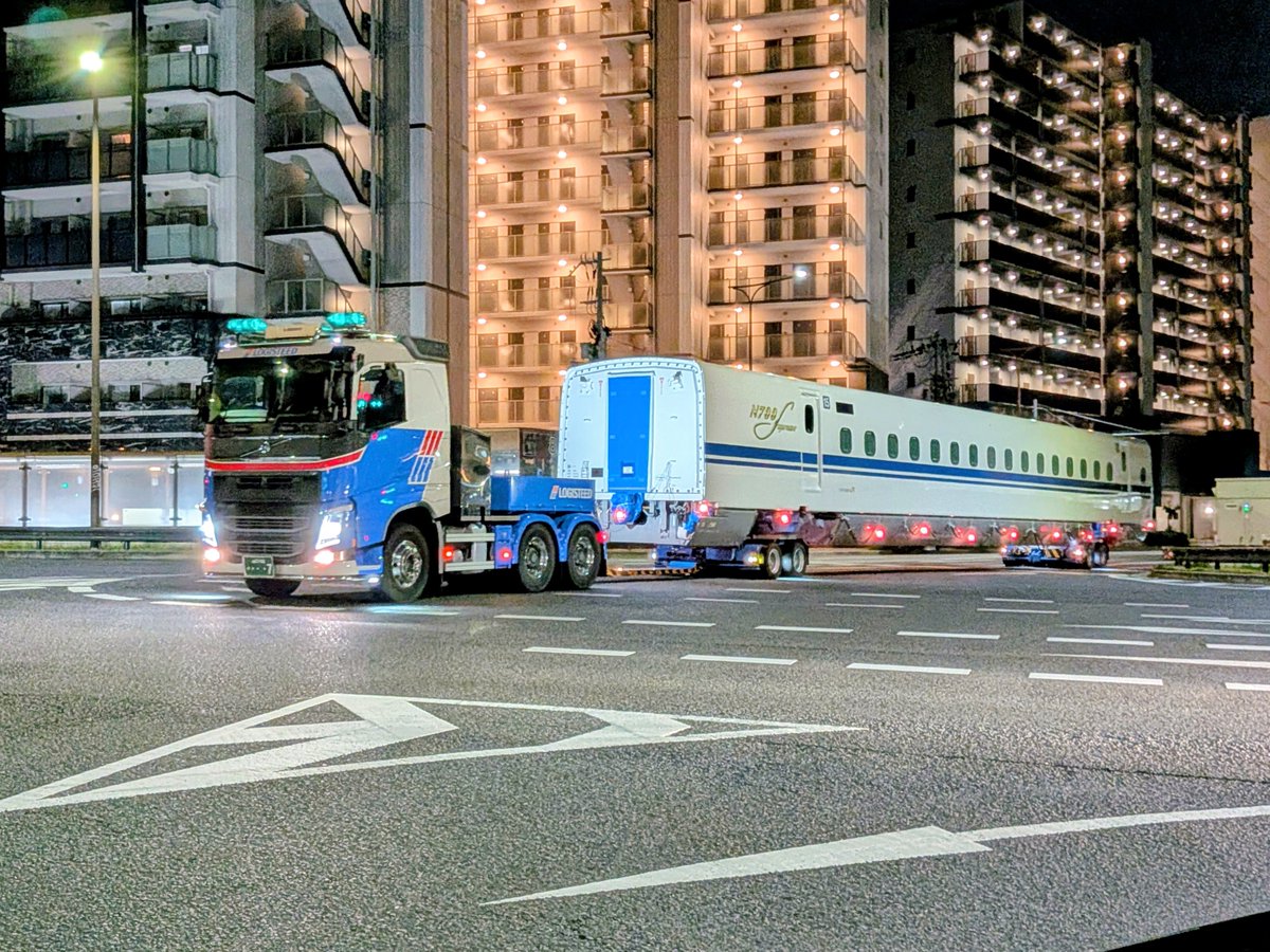 KU_SAJIRO's tweet photo. 2026/7/20〜30
N700S J59編成
11号車、12号車、15号車陸送

大阪港→鳥飼車両基地で陸送されました。 https://t.co/OsyfiEAFuk
