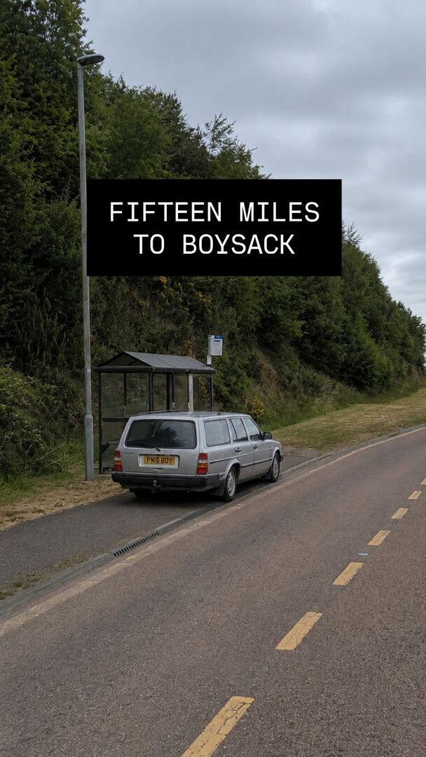 sossygauses's tweet photo. It's fifteen miles to #Boysack and it's a long way home to #Slough 

#songoftheday #roadtrip https://t.co/EKEdIWoPW9 https://t.co/2Ya98vd3dL
