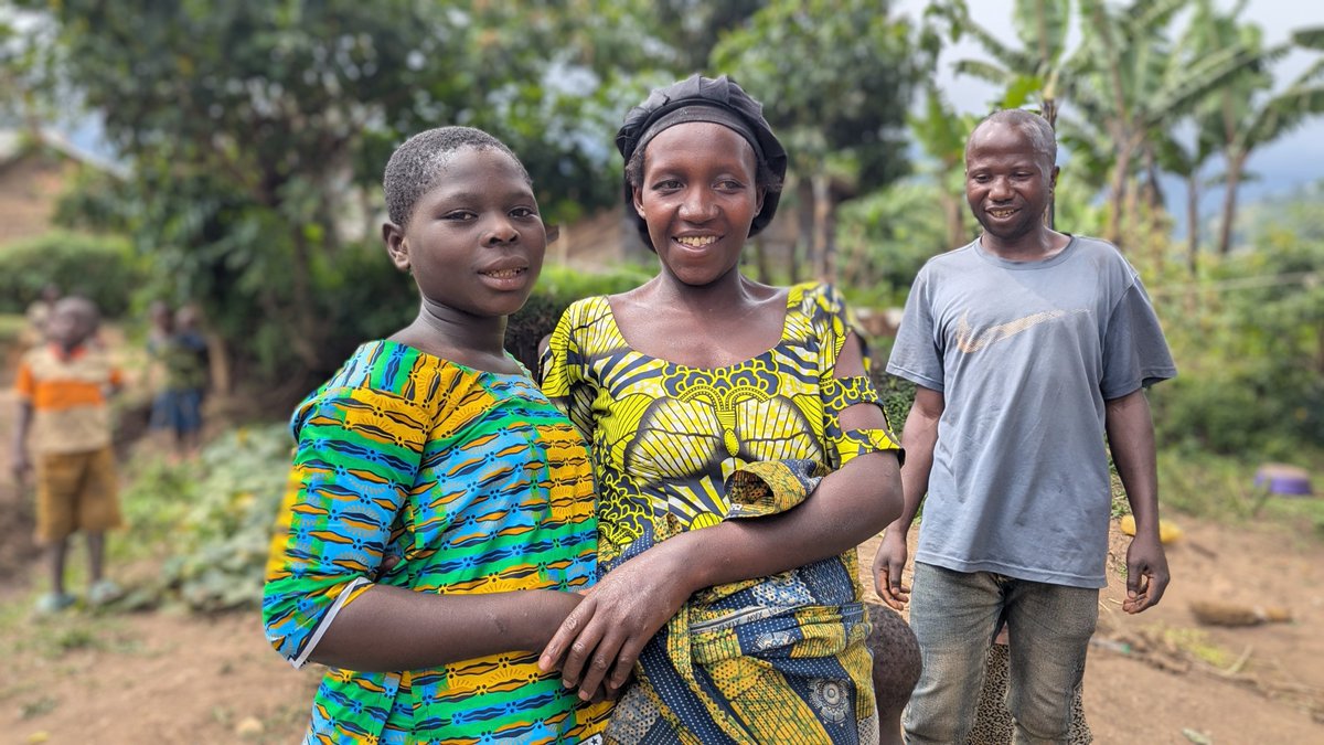 DRC_sci's tweet photo. 1er août - Journée des Parents  
 Un parent, c’est un pilier. 
Un parent, c’est une force. 
Un parent, c’est un avenir pour chaque enfant.
Aujourd’hui, nous célébrons leur rôle essentiel et réaffirmons notre engagement à les soutenir, partout et en toutes circonstances. https://t.co/0bkyPoDlTt