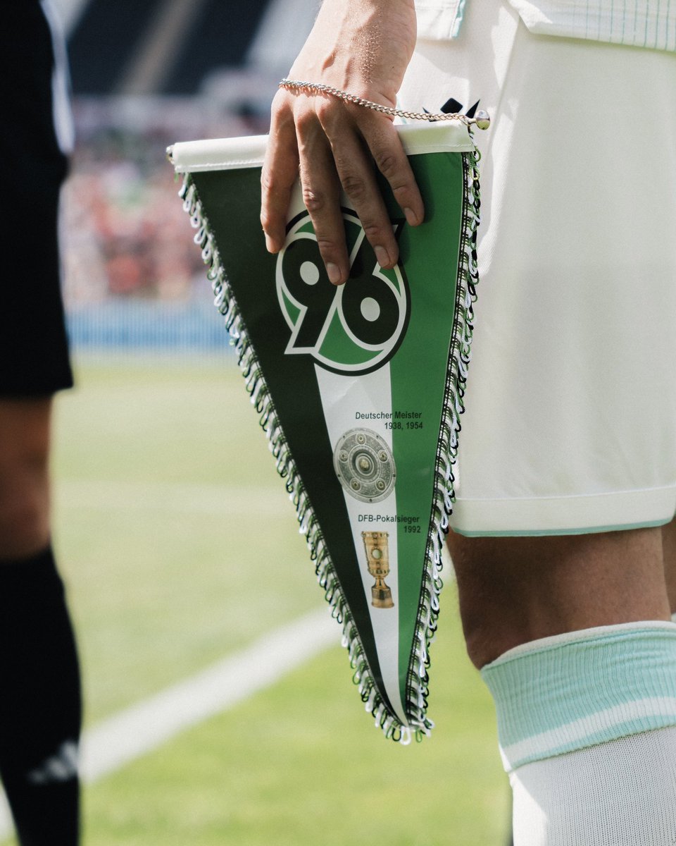 PECZwolle's tweet photo. Zwolle meets Hannover ⚔️

01.08.2026 Heinz-Von-Heiden-Arena

#peczwolle https://t.co/Rvjpr0iWC7