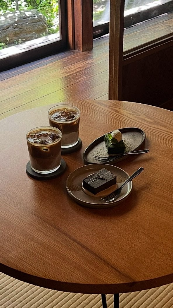 __nmsk13's tweet photo. 池袋で見つけた、
実家みたいに落ち着く古民家カフェ🎐🍃

濃厚な抹茶テリーヌに癒された https://t.co/kyIv8qSCEs