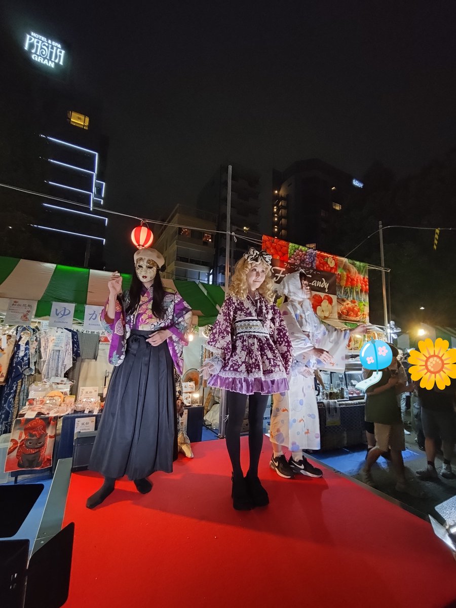 yW3tS71VDyPurA0's tweet photo. 和伝祭inうえの夏まつり🎐
和人形のパントマイムショー👘
パート1
＃うえの夏まつり
＃和伝祭
＃和人形ショー
＃パントマイム https://t.co/pcbmM0oRDo