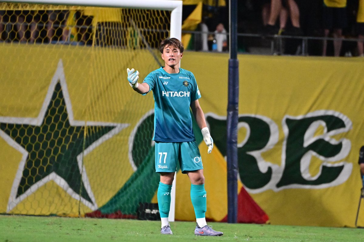 REYSOL_Official's tweet photo. 🟡試合終了⚫️
🏆#ちばぎんカップ
ジェフユナイテッド千葉 vs #柏レイソル
0-0(PK4-5)
PK戦を制し、第31回ちばぎんカップのタイトルを獲得しました🏆✨
#AMBITIONToBeTheBEST https://t.co/VOT8rDCh5e