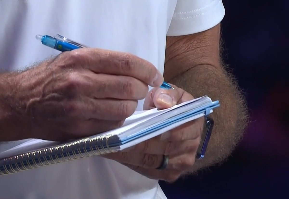 oikakee's tweet photo. dear diary, 
we try to kill ishikawa many times but he just rises up again and again. https://t.co/2poTZZ1ibF