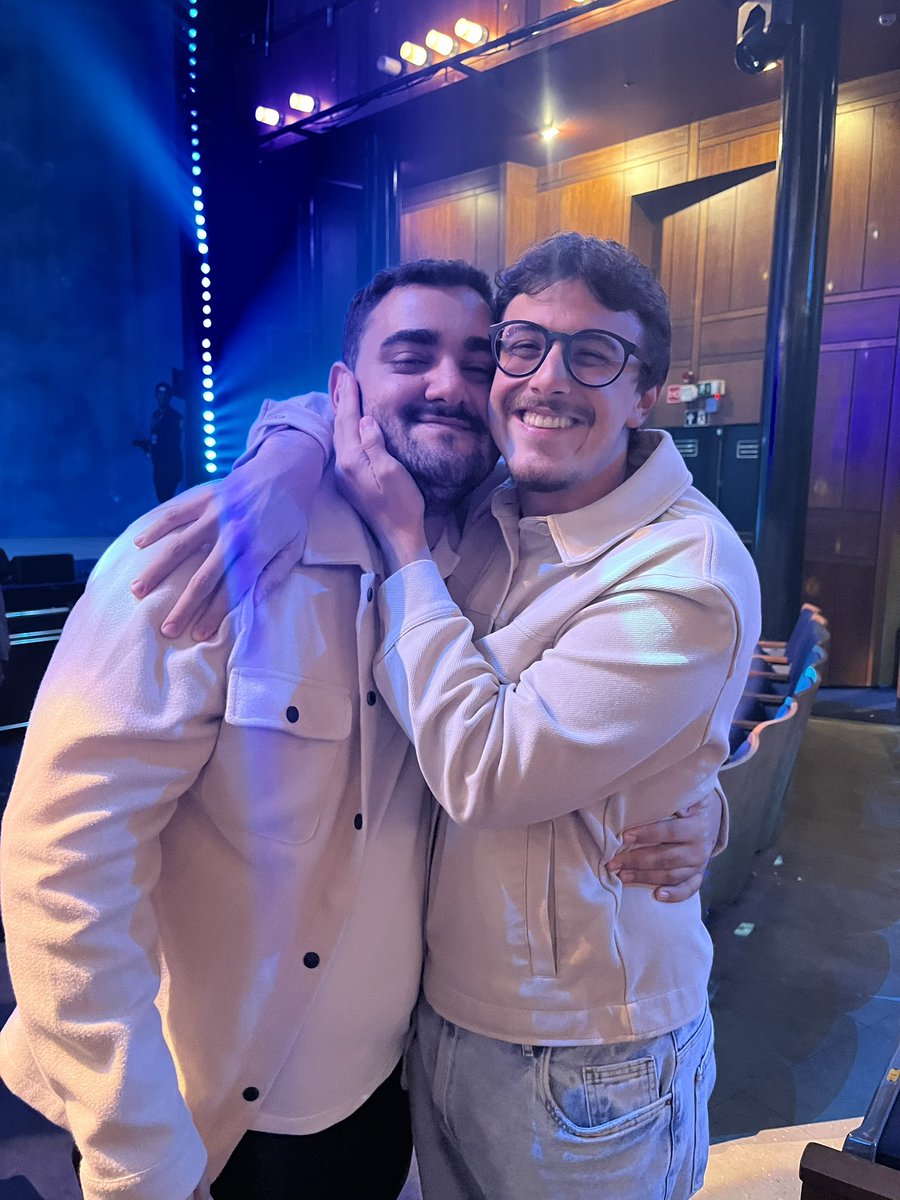 luccpaiiva's tweet photo. eu quando encontro o deputado mais lindo e querido do brasil 🥺❤️

@cortezpsol https://t.co/V5o4JJhtxL