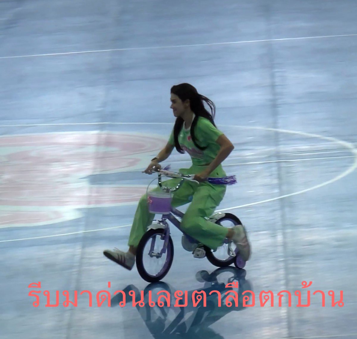 Maengkabia's tweet photo. วันนี้เด็ดสุดคือได้มีมว่ะกำบ้องทั้งหลาย https://t.co/iYzFu2TFBO