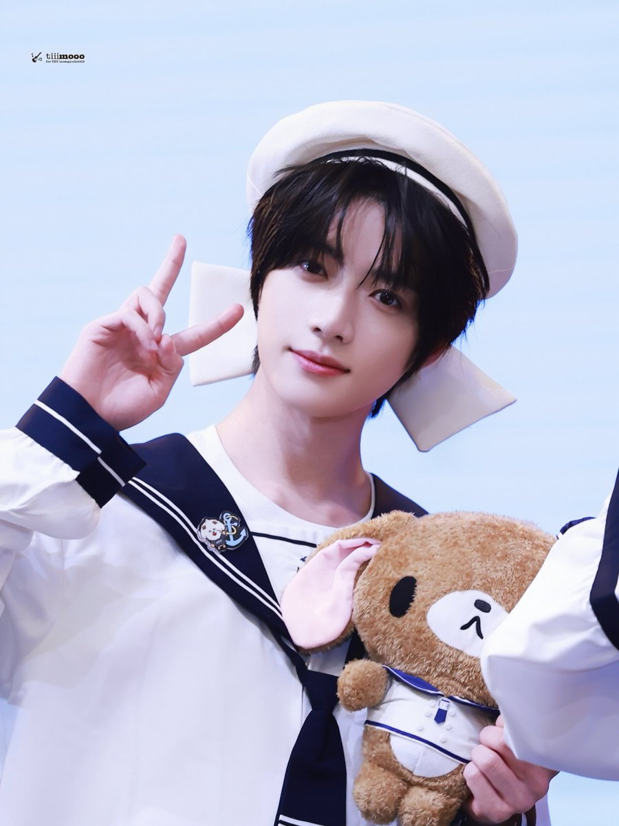 130trbl010313's tweet photo. 260801 

#범규 #투바투 #투모로우바이투게더
#ボムギュ #TXT_BEOMGYU #TXT
#BEOMGYU #TOMORROW_X_TOGETHER https://t.co/T2Uv7hrb4i