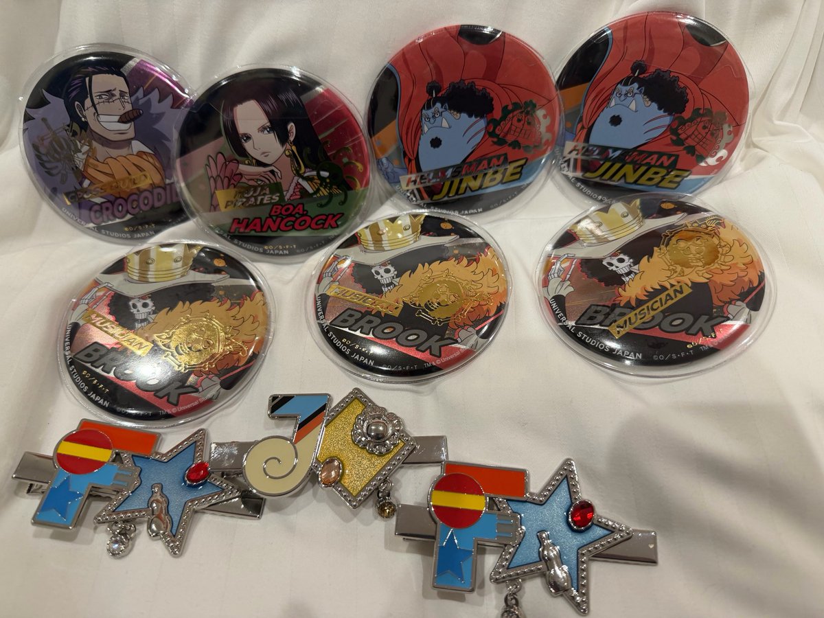 hotru_a's tweet photo. 交換 ユニバ ワンピース
譲　画像の物
求　ヘアピン激求ナミ>缶バッチ　チョッパー　ウソップ　フランキー　全員
ヘアピンナミに関してはコンプ目的のため異種または比率違いでも可能です‼️
本日パーク外8.2パーク外手渡し可能です‼️
お気軽にお声掛けください。 https://t.co/oJNgqo3KpM
