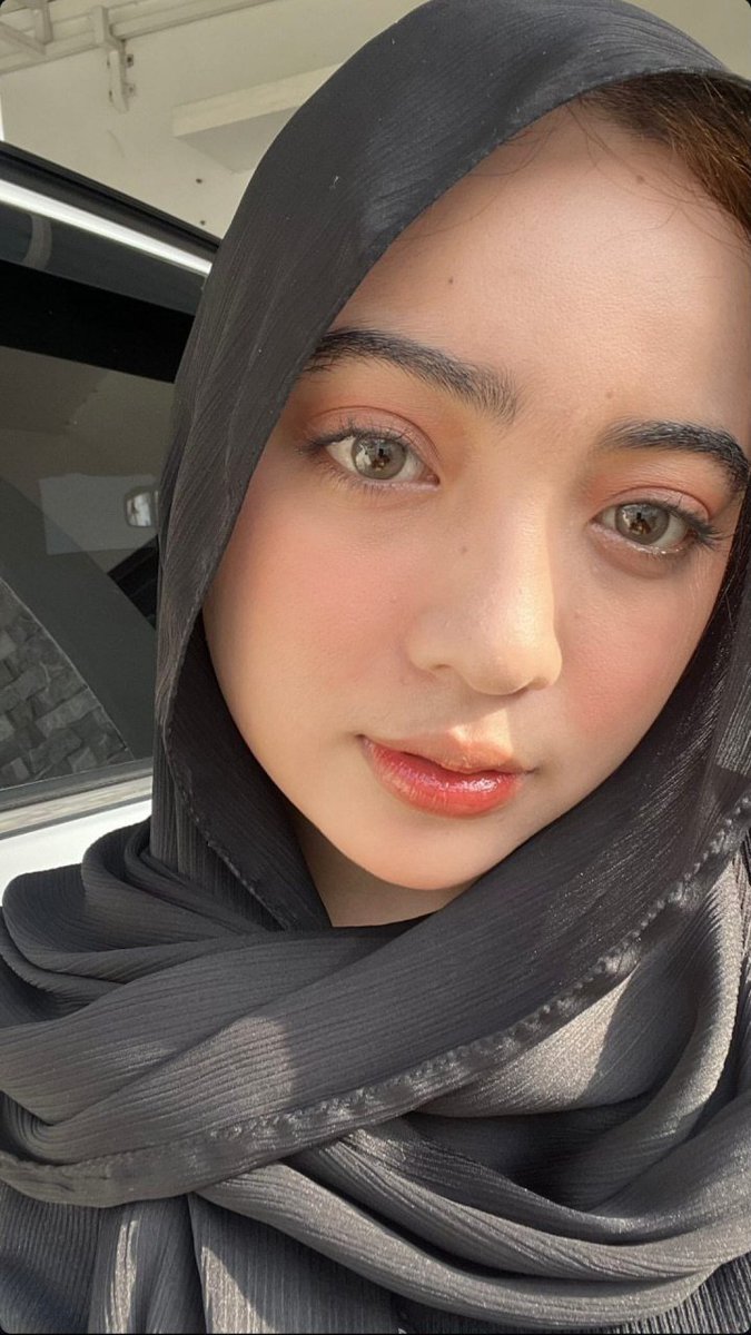 Alyasmid's tweet photo. Miss salwa
https://t.co/Lvg3LaV4qO https://t.co/4SAHikNolo
