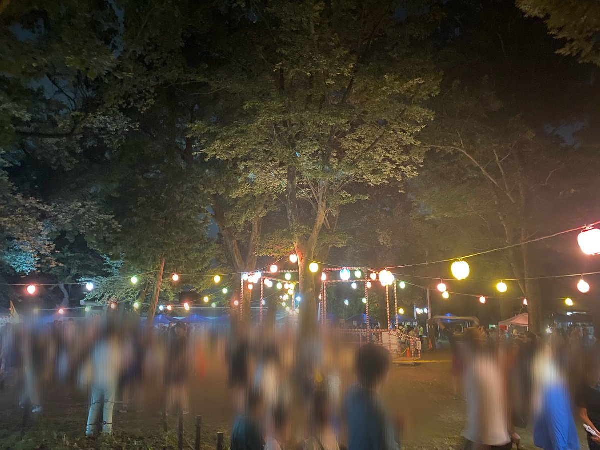 acosouma's tweet photo. 少し出ると見える板橋花火大会🎆

そして、結多の盆踊りのモデルにした盆踊りへ！

お店出している結多町の人達みたいな知り合いにも久しぶりに会えて幸せ！

#私たち2026 https://t.co/tHKavgnxvL