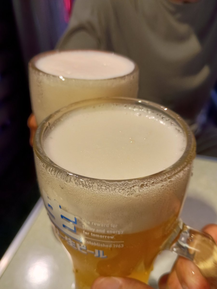 NorthOsakaArea's tweet photo. 昨日に続いて、今日は学友時代のヤローとの飲み会！🍻 https://t.co/8k9TBZl7aS