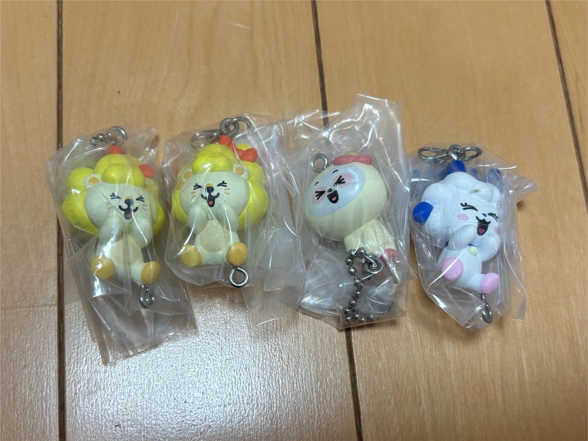 o7_myn_'s tweet photo. @hello_shumi 検索から失礼致します🙇‍♀️
🧡⛓️所持しております。️🩵🦀との交換は可能でしょうか？？
ご検討よろしくお願いします🙇‍♀️ https://t.co/ccGGsbF2cF