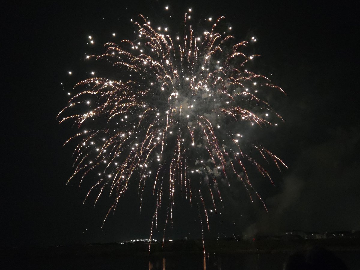 tabigure's tweet photo. ま
花火はうまく撮れんです💦

地元の祭りです
古志祭り

島根県出雲市 https://t.co/5qkcydjpTF