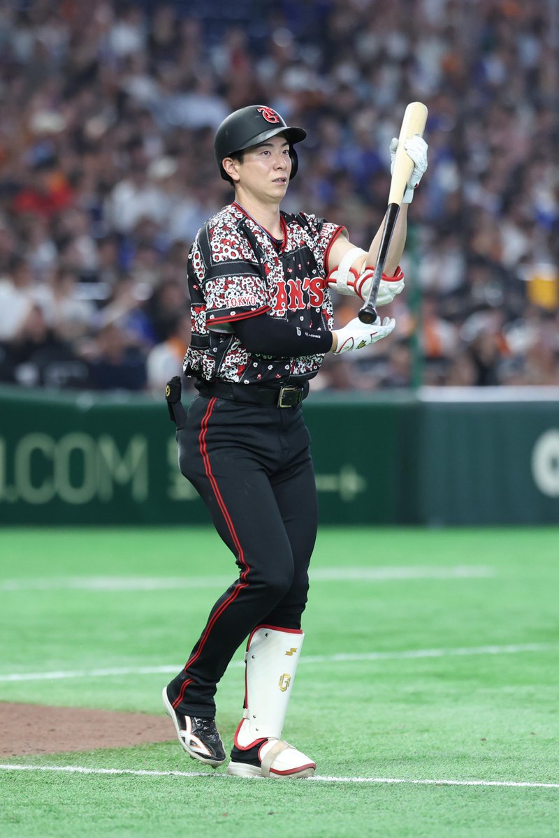 TokyoGiants's tweet photo. 【九回裏】巨人 7-8 DeNA

一死から #松本剛 選手が四球を選ぶが、反撃及ばず、ゲームセット。 https://t.co/Zuu3ZtQJ0h