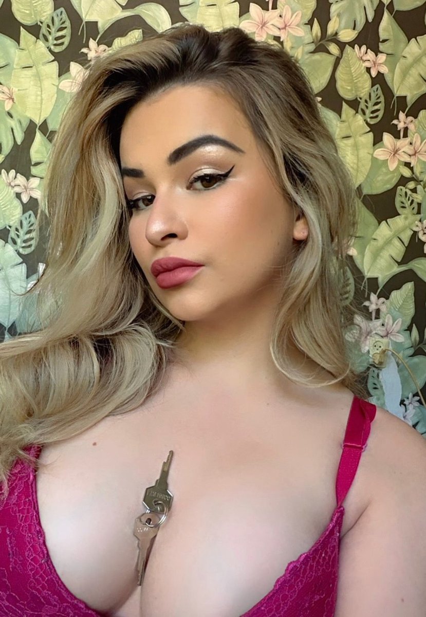 princessleyang0's tweet photo. Dit is de laatste keer dat je je sleutels ziet. Kuisheid is eeuwig... 

FindomNL femdom goddess mistress latex walletdrain paypig betaalslaaf cashcow chastity humanashtray tikkieslaaf humanatm worship boots humiliation sissy slave fetish https://t.co/nbKzkaInPO