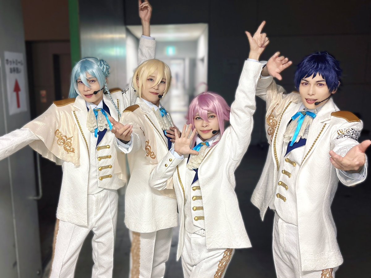 senacchiii_02's tweet photo. 『あんさんぶるスターズ！THE STAGE』
-10th Anniversary LIVE-

北九州初日。

またfine全員揃って、この記念すべき10周年のライブでパフォーマンスできたことを心から幸せに思います。

ご来場そしてご視聴頂き
ありがとうございました！！！

明日からもよろしくお願いします🪽

#あんステ https://t.co/VchAvRbJVk