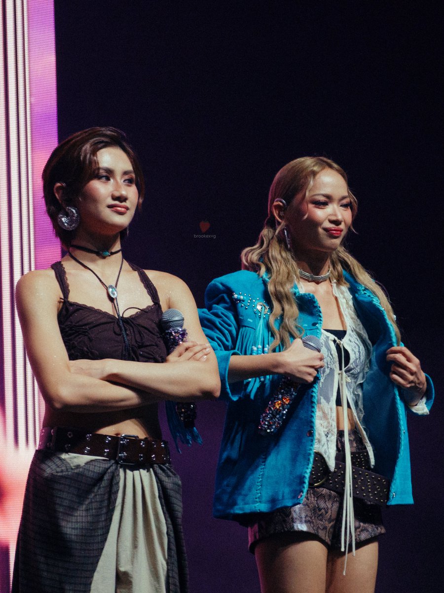 brooke_xvg's tweet photo. 💜🧡
(releasing unposted pictures every day until LA concert)

#BINI  #BINI_SIGNALS_TOUR
#BINI_SIGNALS_WORLDTOUR_2026