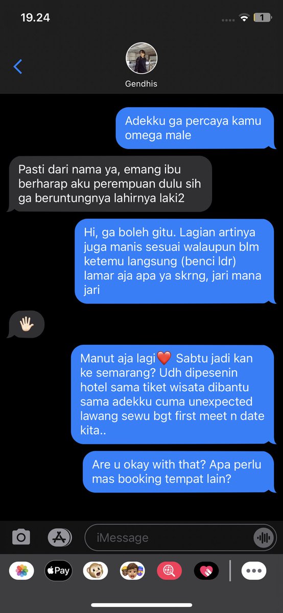sinbyss's tweet photo. Yoonjin onetweet lokal au

Tag: omegaverse

Ini agak aneh sih udh lokal plus omegaverse tp smg suka🥰 met malming yall https://t.co/mEMmY8Ge2B