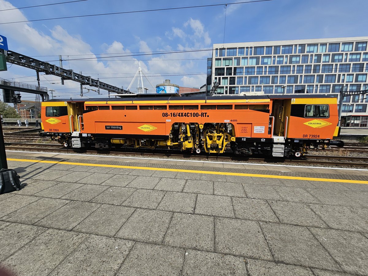 Harrod15S's tweet photo. #Colas Tamper DR73924 passing through #Cardiff Central Station 23/7/26 #trains #trackmaintenance #Networkrail https://t.co/F7PkeyCZ8E
