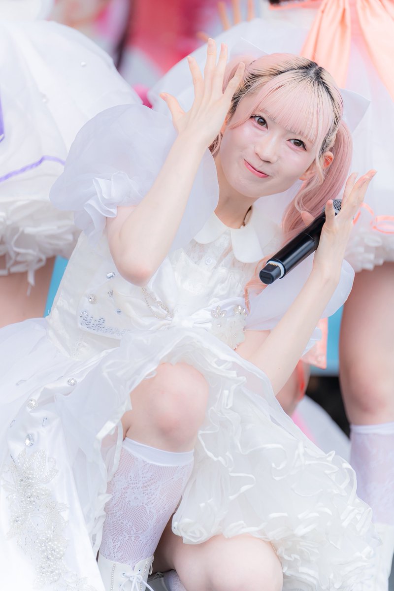 hkr_yn_'s tweet photo. 2026.08.01

「いぎなりベスト」リリース記念ミニライブ＆特典会 ＠ 仙台EBeanS

おともだちへのレスがかわいすぎた 👼🏻🪽

#いぎなり東北産 #律月ひかる #るんちゃんえらいね https://t.co/TWkHUJfAGE