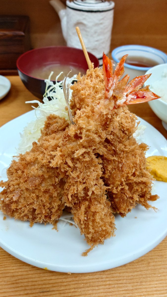 sidsid_666's tweet photo. 夏はカツ😆 https://t.co/EBgoY3kl0e