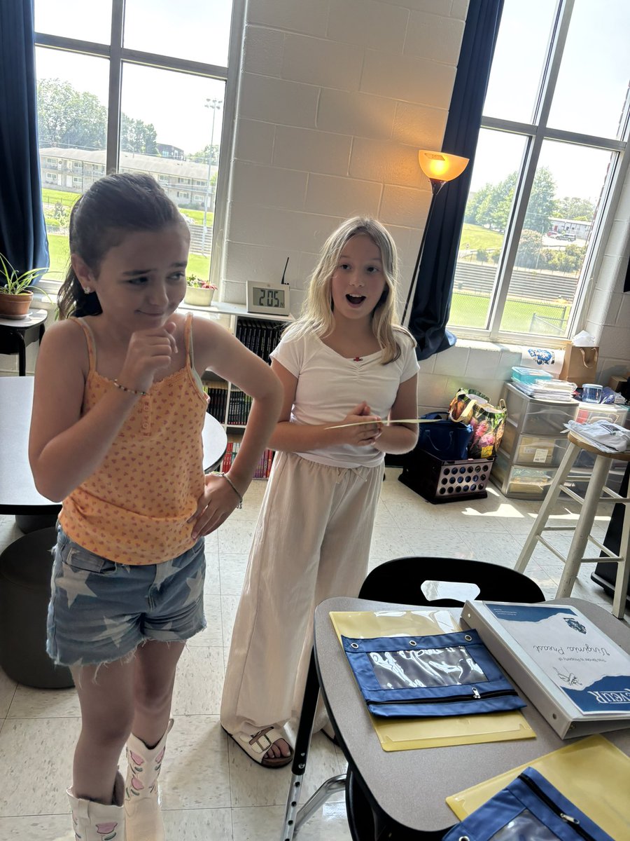 DrCSLPadgett's tweet photo. Yesterday’s two Celebration of Learning were a hit! Special thanks to @crysricks and the @hapevillehawks team for making sure everything flowed smoothly. It was great seeing excited students and families. Even had 1 remind me, tag your it, come Monday! 😂 #wherethemagichappens @jasonjstamper