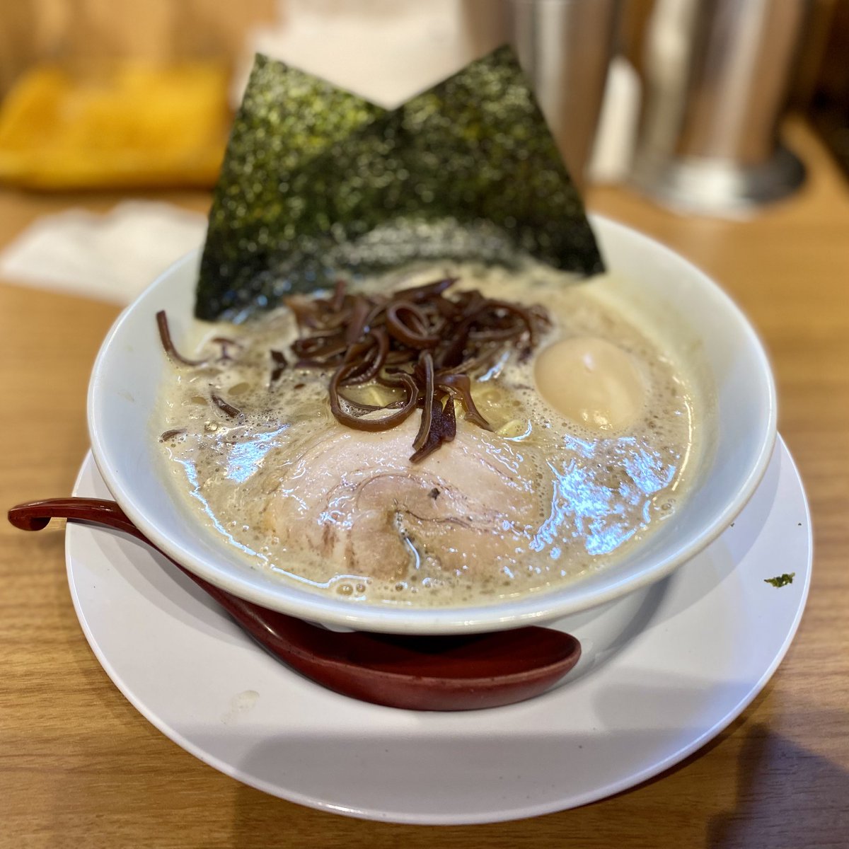 zackccff's tweet photo. とんこつラーメン https://t.co/wdzs9K91vr