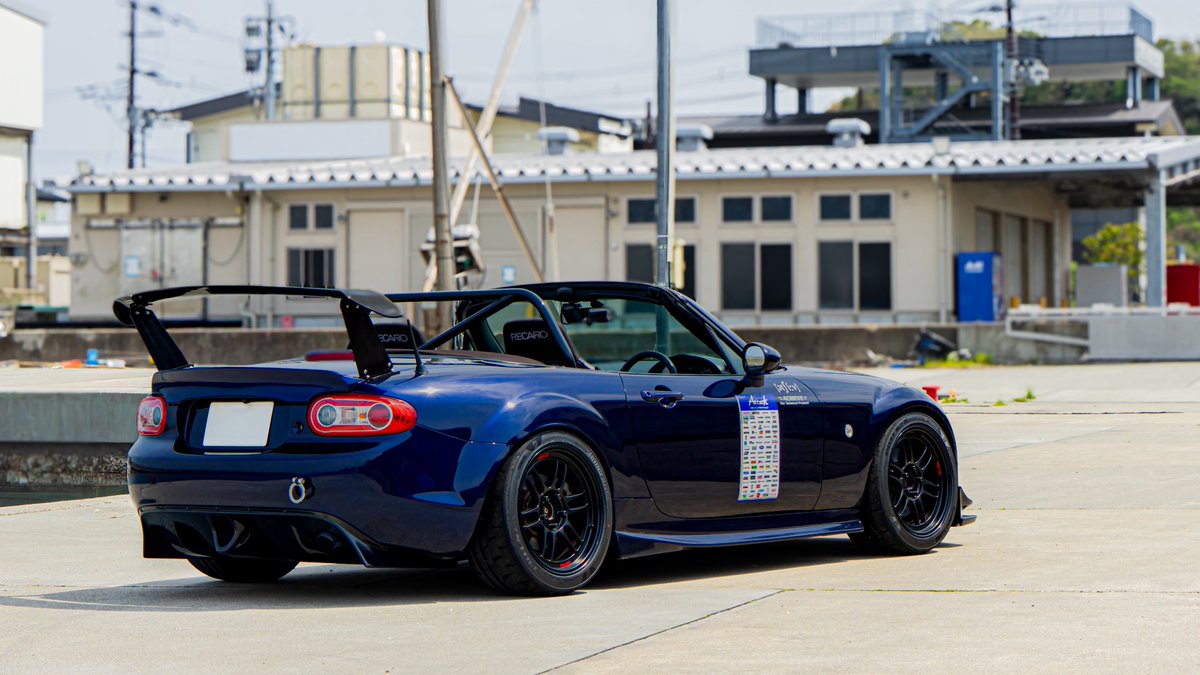 ryo_nc3's tweet photo. #愛車のお尻選手権

・JETSTREAM リアディフューザー
・JETSTREAM ダックテールT-2
・SARD LSR WING
・ACHIEVE ワンオフハイマウントステー
・ACHIEVE ワンオフチタンマフラー https://t.co/Xe2VuW1rWS