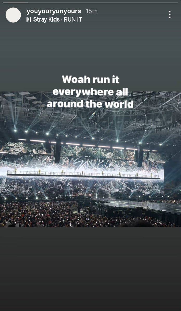 bitnabean's tweet photo. Oh Yunseo and Leejeong went to see Stray kids 🥹 https://t.co/qY9dEPJoRT