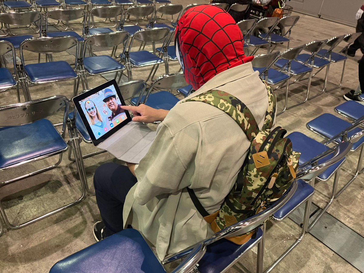 Kopeeeeeey's tweet photo. スパイダーマン<新章開幕>にぴったりな作品で、最高だった🤟🏻

親愛なる隣人や、椅子の人の、これからの活躍が楽しみ🕷️ https://t.co/bwzXFElclA