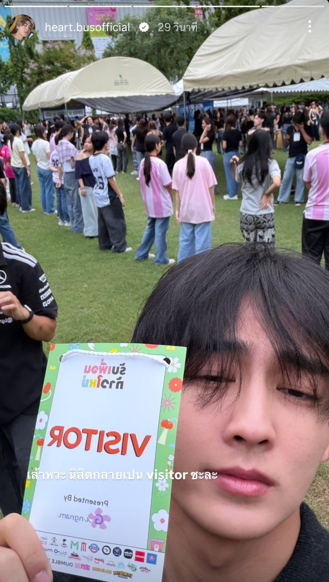 mxxkkiesnap's tweet photo. เอ็นดู เรียนจบละอ่ะเนอะ เป็นพี่ใหญ่ละ 😂 https://t.co/kTgLadtECE