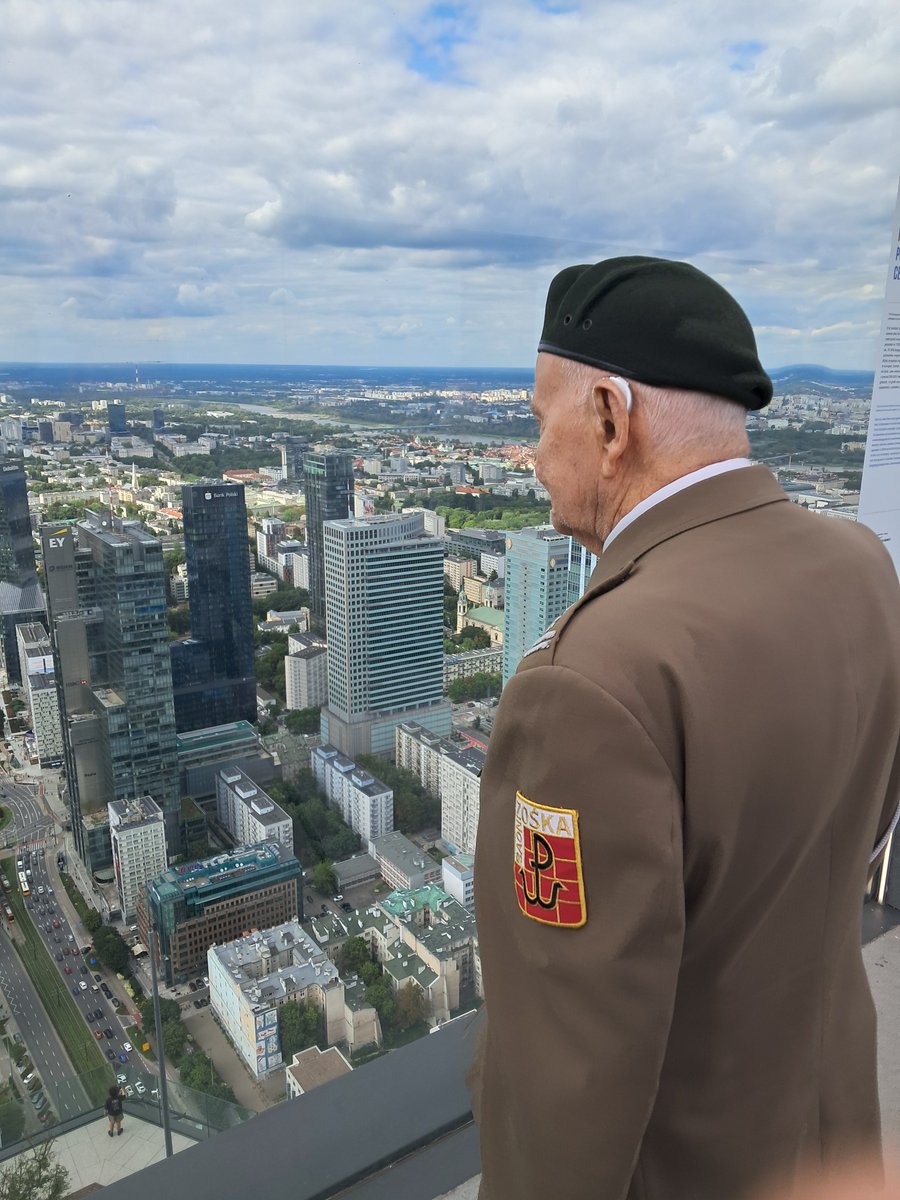 w_waldek's tweet photo. ppłk Jakub Nowakowski ps. "Tomek" https://t.co/z1I8K4mARy