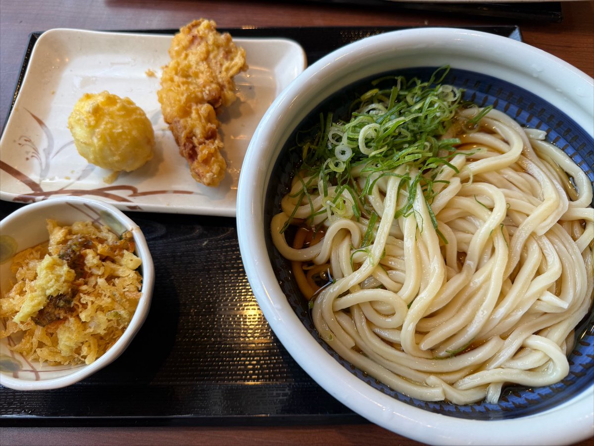 DAPPE_BRASS's tweet photo. ーーーーーーーーー暑い。

キッチンに立つ気力も無いし
　　　　　　　　　　食欲もない。

・・・・・・・・えっ？・・・・半額？

　　　　　　　　　　では、頂きます。
　
　　　　　　　　　　TB 谷田川

#DAPPEBRASS 
#だっぺブラス 
#だっぺ2026 https://t.co/dwlpI3lVwP