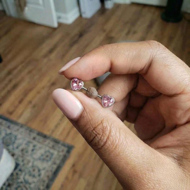 duicebiggs's tweet photo. Yall think nipple piercings cute until you looking like this😭💔✌🏽 https://t.co/T8FI2Isefh