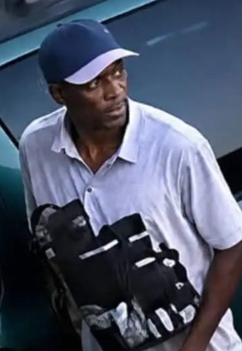 kepukepunews's tweet photo. N1,OOO,OOO.OO cash reward for anyone with credible information that will lead to the arrest of this car thief.

He stole a car at Azikiwe road, Umuahia.

Sħare on all platforms. https://t.co/APUAaAIfIf