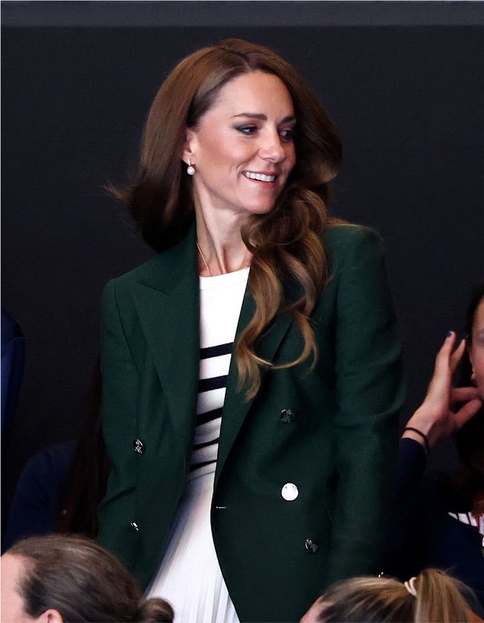 HRHPWales's tweet photo. The Princess of Wales today 🤩🤍 https://t.co/Mbal8zR1mu