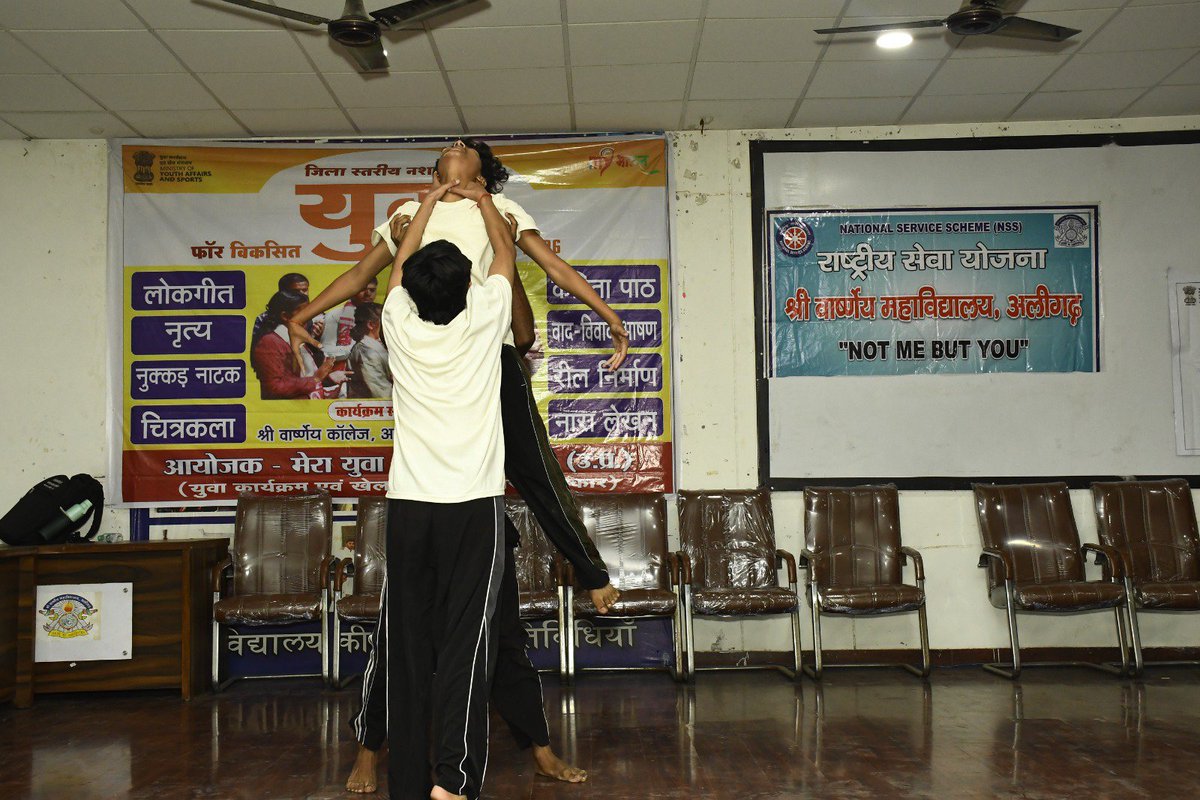 UP_MYBAligarh's tweet photo. Organisation of District level Nasha Mukti  yuva for viksit bharat program @MYBharatHQ @mybharat_up https://t.co/3LgJrAsZfT