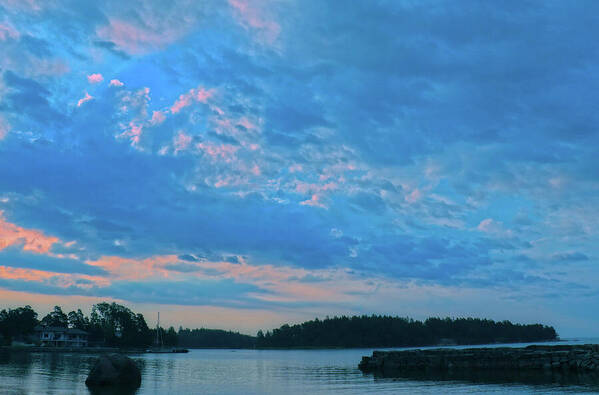 HurmerintaArt's tweet photo. A Very Early Morning Moment Before A Summer Storm. #naturephotographer #wallart #sunrise #morninghour https://t.co/f6GNFNwCil https://t.co/PLfTV7uLWk