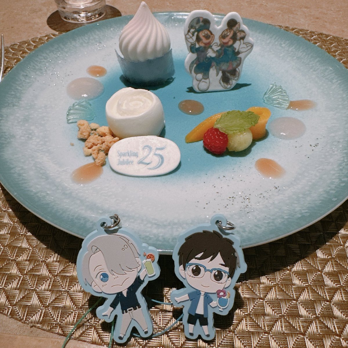 Cate_hp's tweet photo. ビリーヴ！見れて𝙷𝚊𝚙𝚙𝚢🥰
一昨年冬DPAの時はパイロカットだったのでリベンジできて良かった✨
コース料理美味しすぎた🥳

📍東京ディズニーシー
オチェーアノ🫧 https://t.co/ayWlUuBGLG