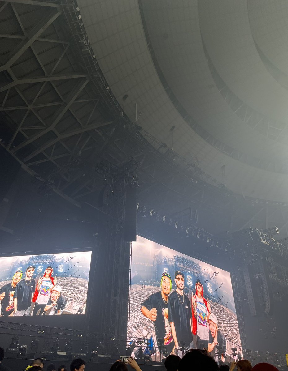 chi_spbv's tweet photo. いやちょっと凄いなビーバー
ドーム規模で変わらない。複数人ではなく1対1
久々のビーバーもかっこよかった

そして何より
初のドーム公演を直接見れて嬉しかった
セトリもバケモンよかった
最後の最後の瞬間までメンバーがあなたを見ていた気がしてアンコール無しでも満足
大好きです🦫
 #SUPERBEAVER https://t.co/FDIbgrs3wy