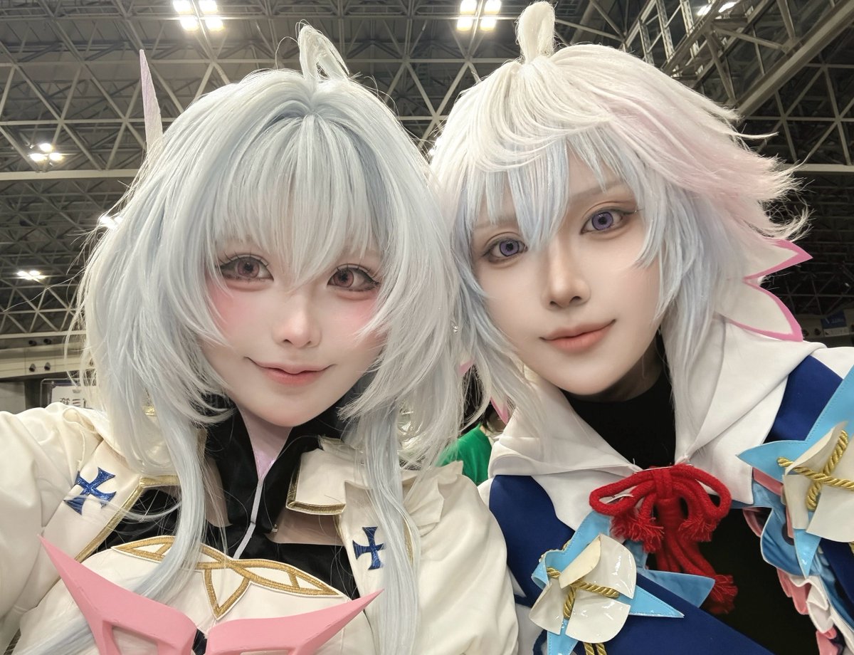 kujoamani's tweet photo. Wマーリンで遊びにいってきた🌸

#FGOカルデア学園祭 https://t.co/YOyPWx07tQ