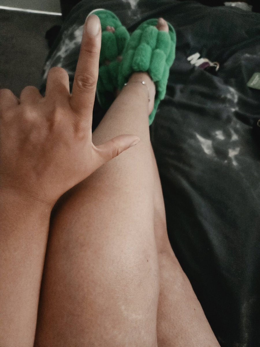 xitsellzx's tweet photo. Your best effort still isn't good enough for me. And I love that about you.... small sends dont waste my time ill add audacity tax...
#walletdrain #domme #weekendsends #fetlife #sissy #feetworshi̇p #feetfetish https://t.co/JXM5RldDh9