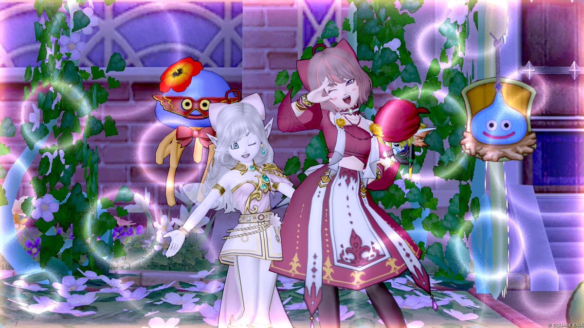 renori_dq's tweet photo. ちょっと息抜きに自分の別キャラのマイタウンに飛んだらフレさんが水やりに来てくださってたので、久々にちょっとお喋りしながらパシャ📷✨

フレさん相変わらずドレアがとてもお似合いでした👗💞

水やり、そしてパシャ活にもお付き合い頂き感謝です🙏✨️ https://t.co/PkXPWhu3kK