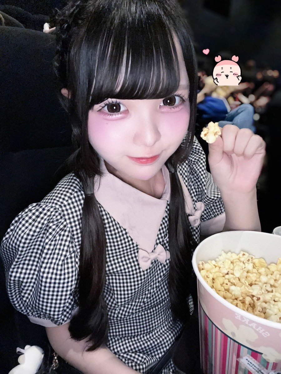 ちいかわ 見に行ってきたよ ᩚ ܸo̴̶̷ ̫ o̴̶̷ ܸ ᩚ🩷 心が痛かった