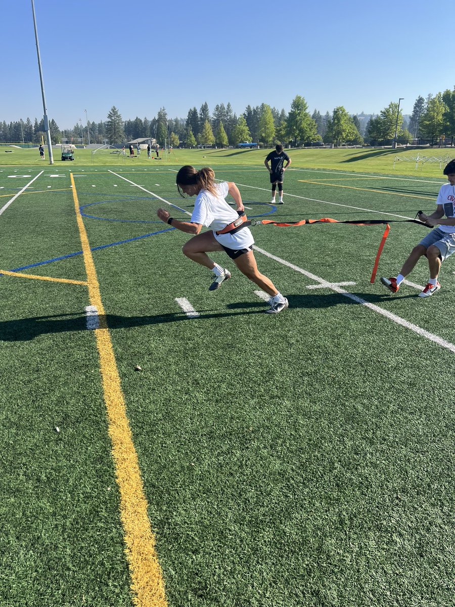 TommyB_K's tweet photo. Brother and Sister - One beginning her PRO career and the other his college career - and pushing each other in training. What a beautiful thing to see.🙏🏻
Lincoln & Zoe - setting a great example within our group.💯
TBK Athletics #BKcrew❤️ https://t.co/ClOSjE9Gs1