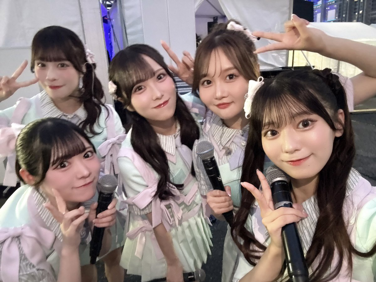 takahashi_mai__'s tweet photo. #TIF2026 ありがとうございました‼︎❤️‍🔥
お天気が不安定な中でも、皆と一緒にステージを全力で楽しめて最高な8月のスタートになりました!🌻気持ちは常12人!💚🩵
初披露の楽曲もどうだったかな〜🫶🏻🫶🏻
皆にとって最高な夏の思い出になってたらいいな〜♩
暑かったからゆっくり休んでね(TT)
#ニアジョイ https://t.co/2dcozgmUht