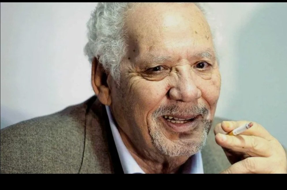 mansourBBA's tweet photo. th good the bad
لكم واسع النظر

احدهم انقذ الدولة والجمهورية بدماء الجيش الزكية 
 الاخر قاد الفساد  ونظًر له بخطب  الشرذمة والباديسية النوفمبرية الفارغة https://t.co/vlfgA3q5s6